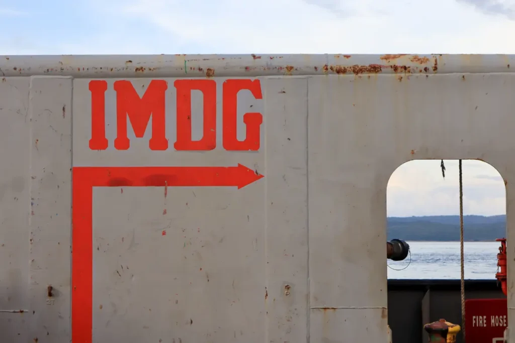 dangerous goods trasporti via mare | Dogado